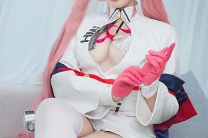 天然呆萌小妹麻花酱身材好很诱人(1)